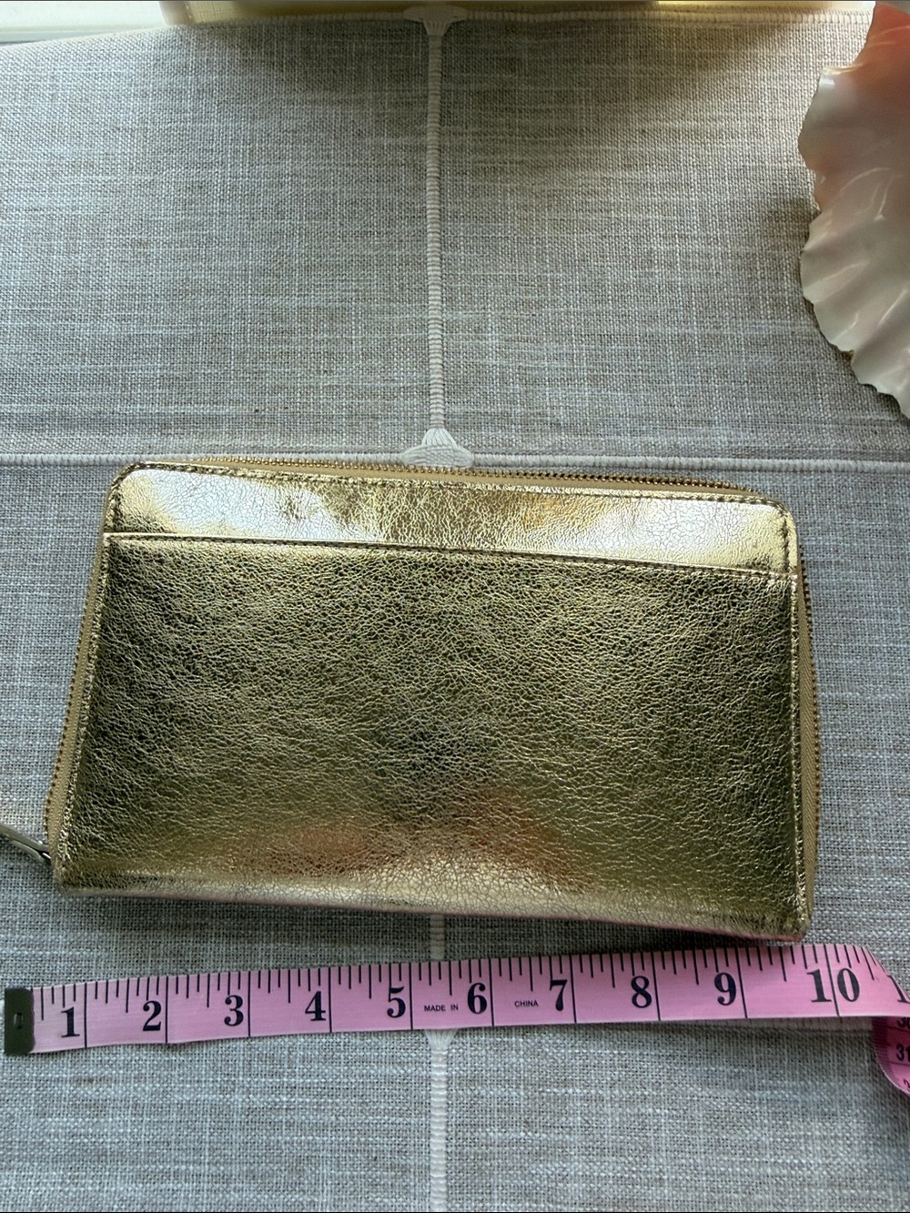 Gold Zip-Around Women's Wallet - Designer Style - Picture 7 of 7
